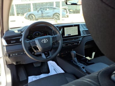 2025 Toyota CAMRY LE