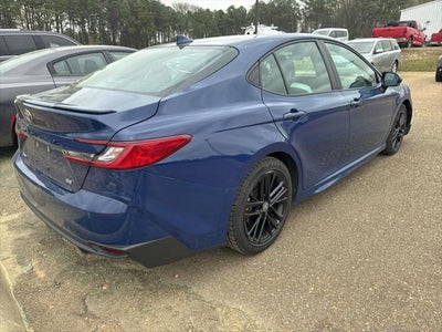 2025 Toyota CAMRY SE