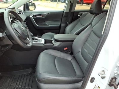 2024 Toyota RAV4 HYBRID XLE Premium