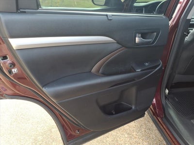 2018 Toyota HIGHLANDER XLE