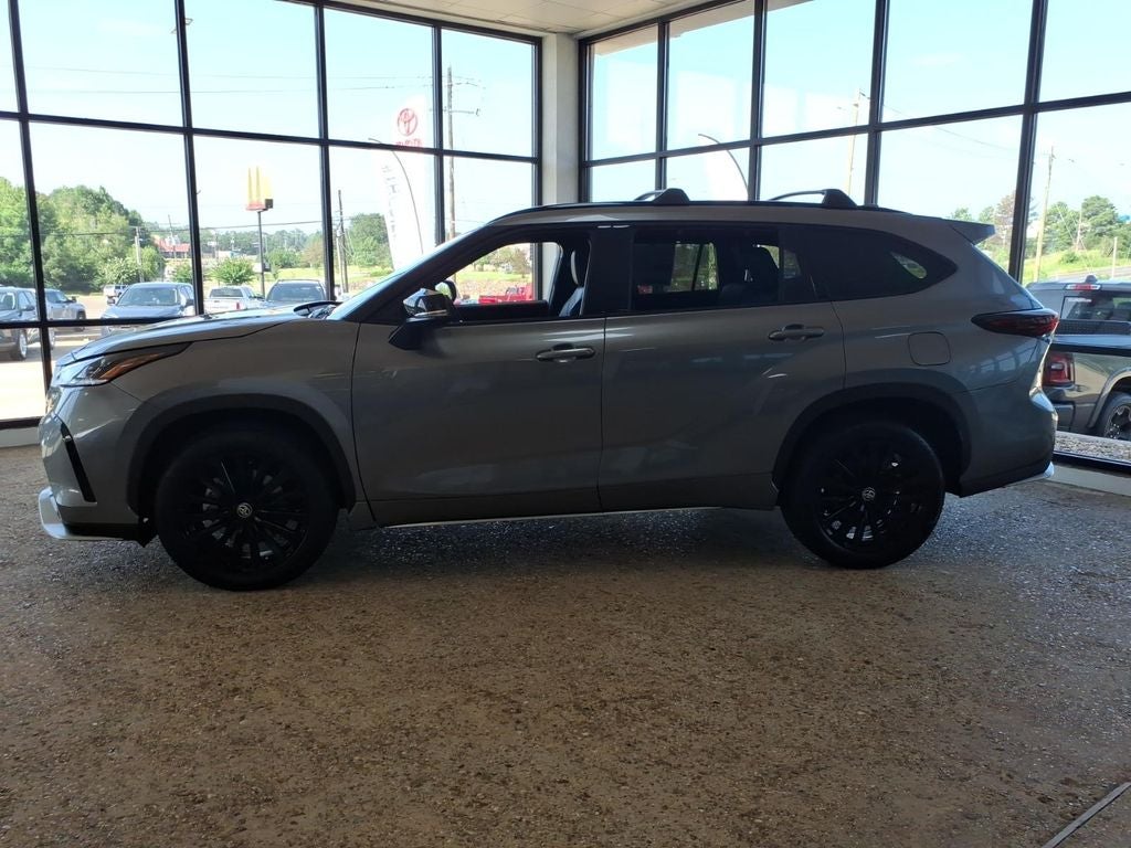 2026 Toyota Highlander XSE