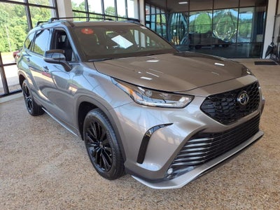 2026 Toyota Highlander XSE