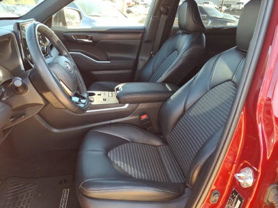 2022 Toyota Highlander XSE