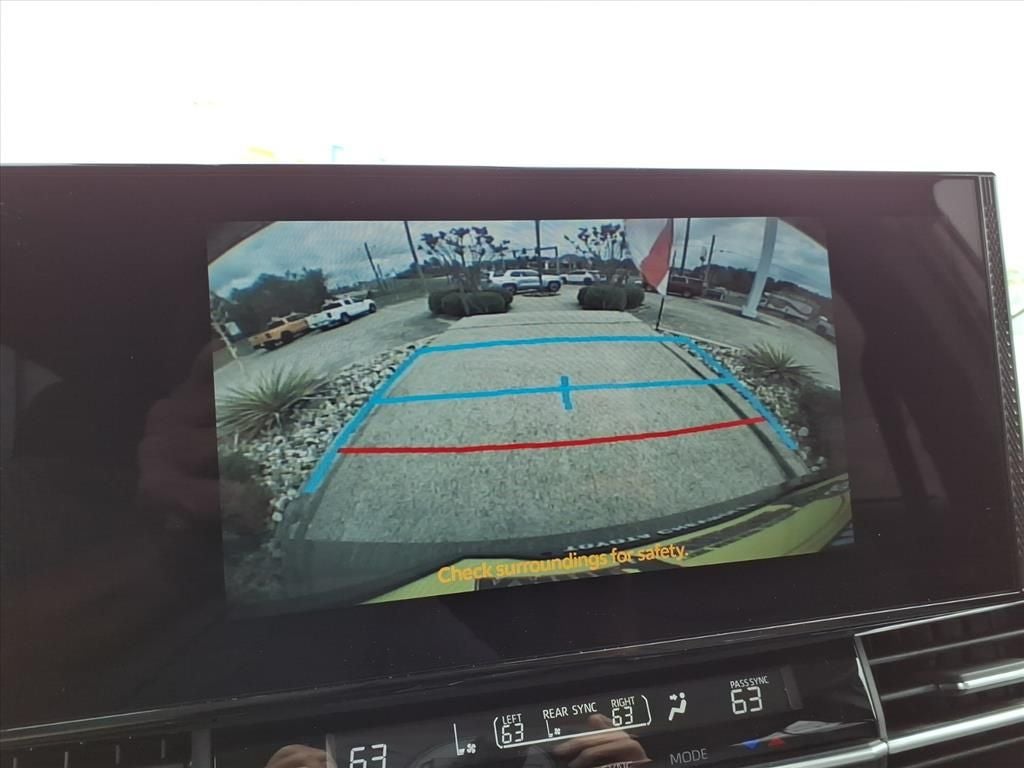 2026 Toyota Sienna XLE 8 Passenger