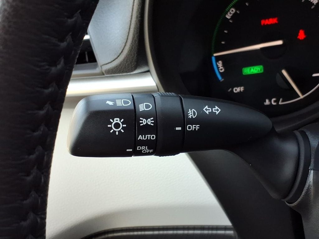 2025 Toyota Sienna XLE 8 Passenger