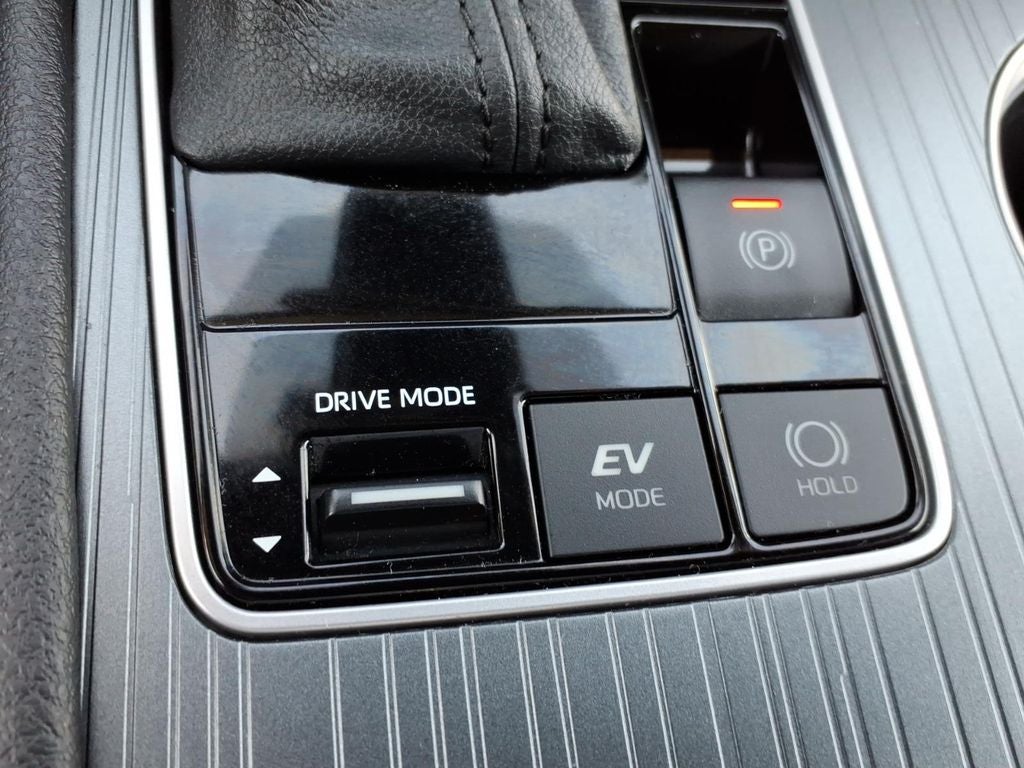 2025 Toyota Sienna XLE 8 Passenger