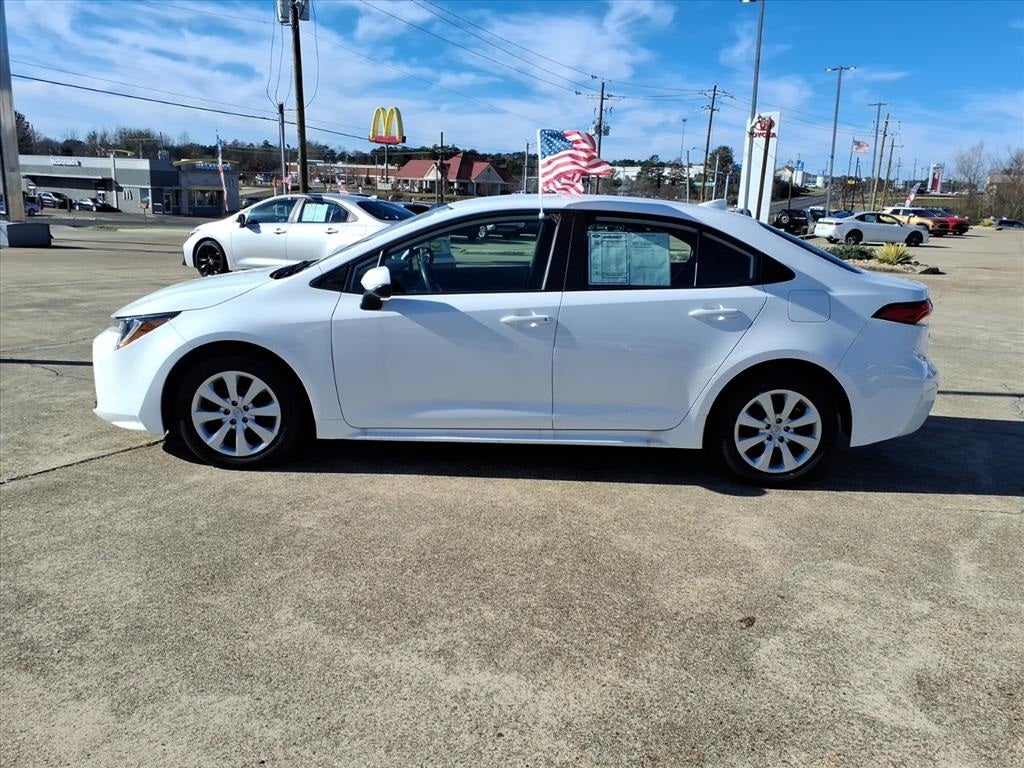 2024 Toyota COROLLA LE