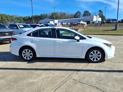 2024 Toyota COROLLA LE