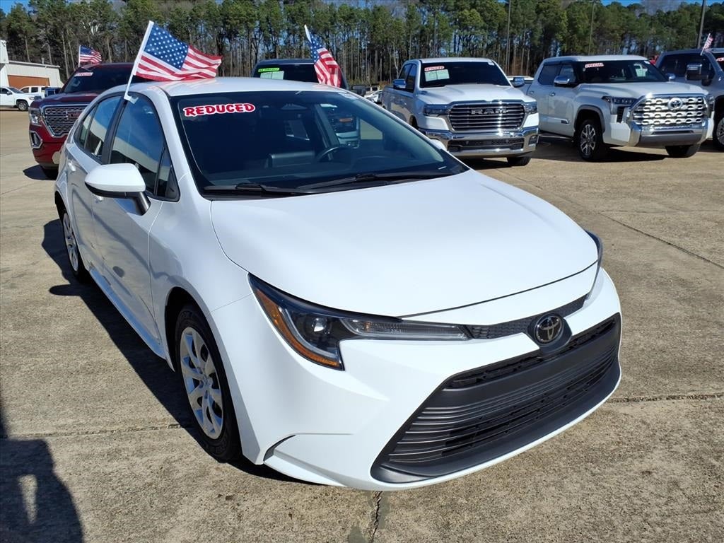 2024 Toyota COROLLA LE