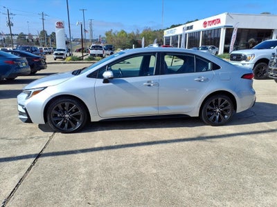 2024 Toyota COROLLA SE