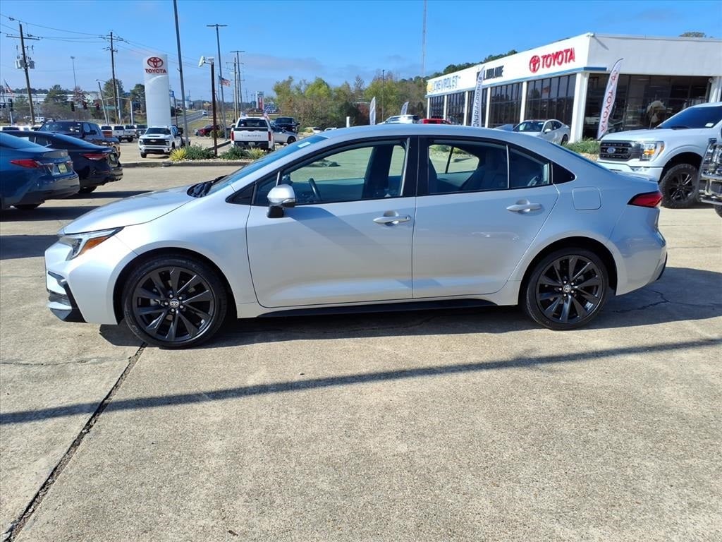 2024 Toyota COROLLA SE