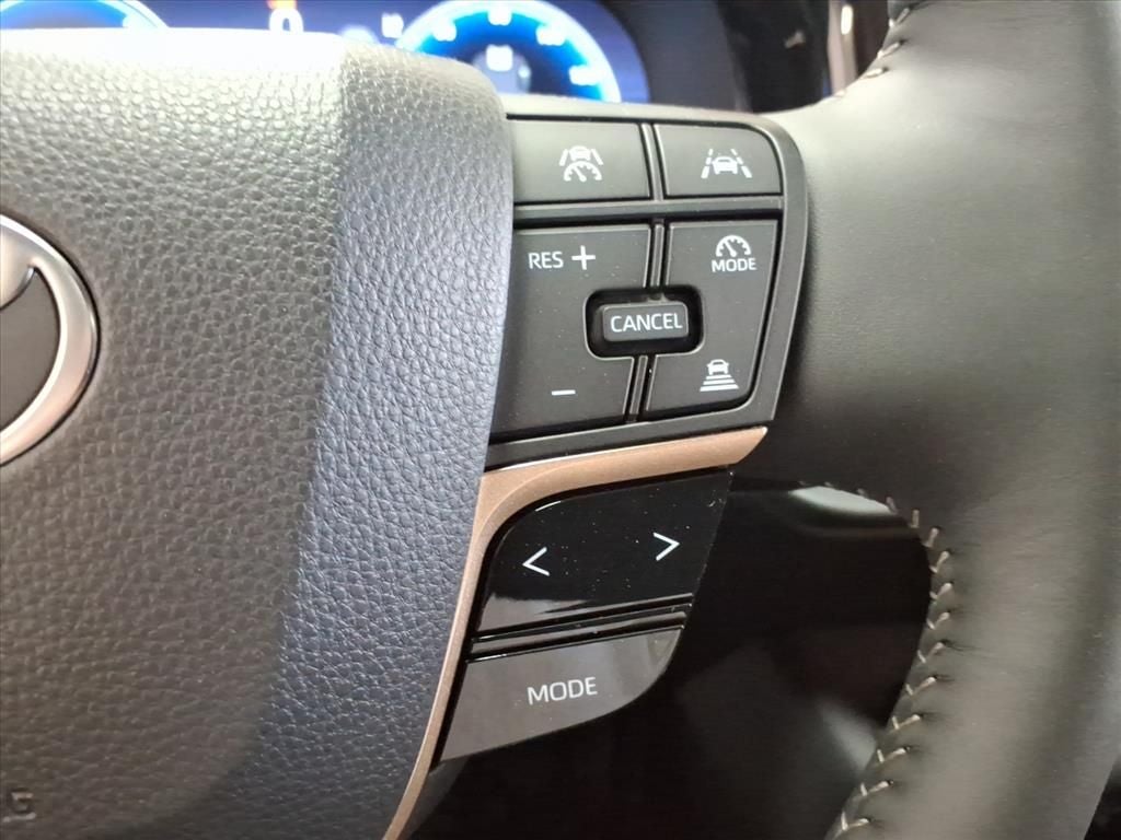 2026 Toyota Toyota Crown Signia Limited