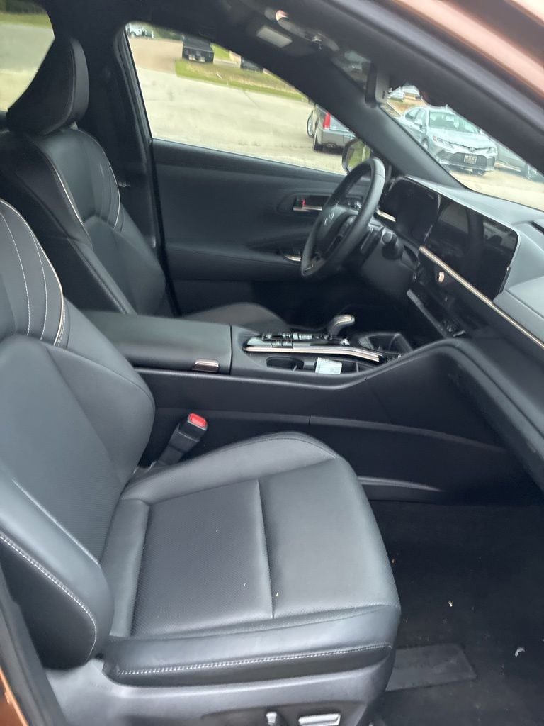 2025 Toyota Toyota Crown Signia XLE