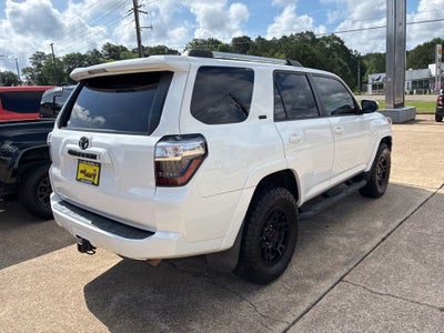 2022 Toyota 4Runner SR5