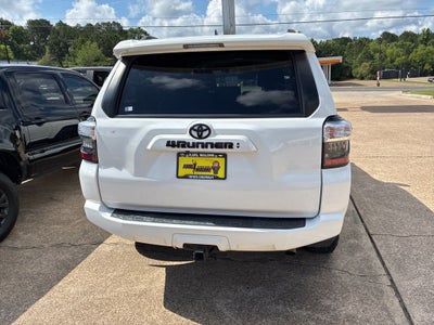 2022 Toyota 4Runner SR5