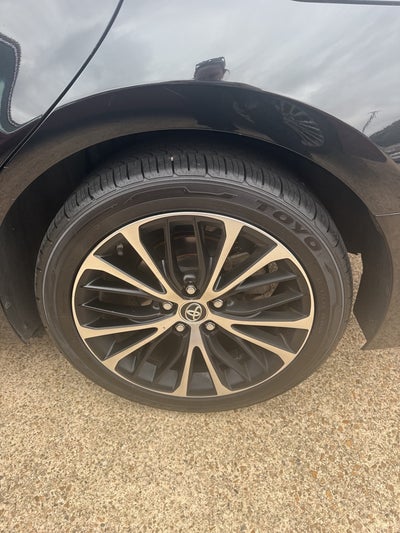 2018 Toyota CAMRY SE