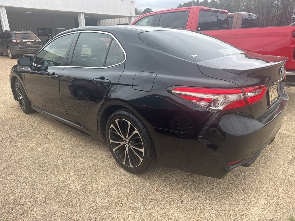 2018 Toyota CAMRY SE