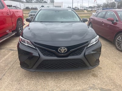 2018 Toyota CAMRY SE