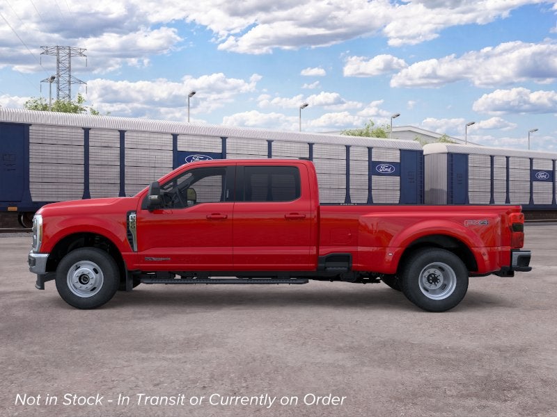 2026 Ford Super Duty F-350® XLT