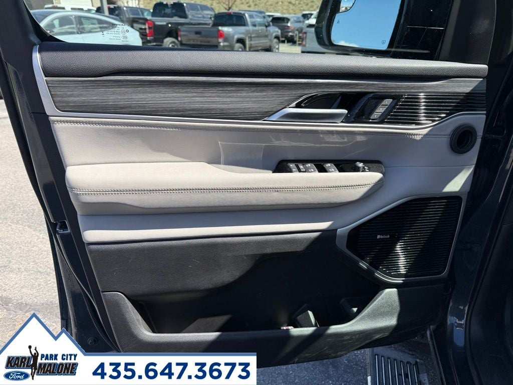 2023 Jeep Wagoneer Series III