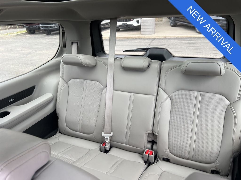 2023 Jeep Wagoneer Series III