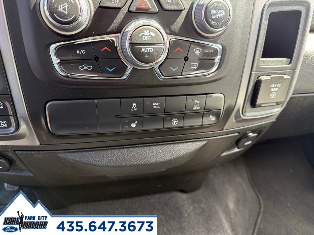 2022 RAM 1500 Classic SLT