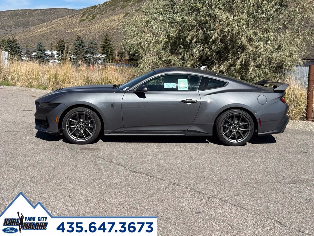 2026 Ford Mustang Dark Horse