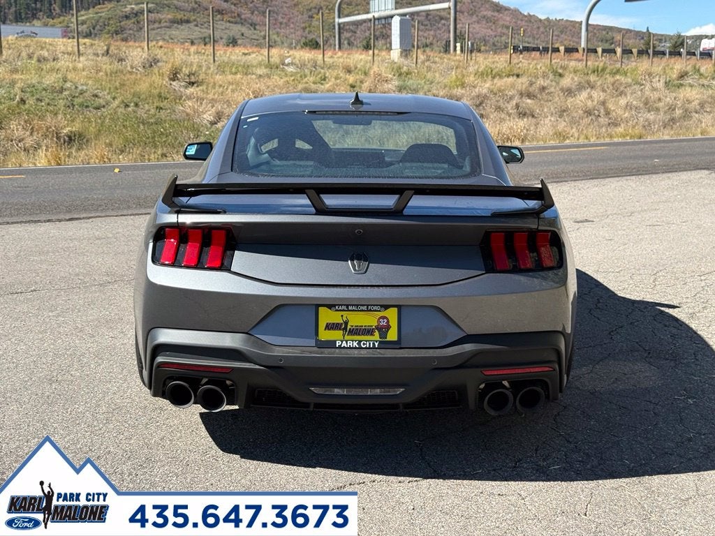 2026 Ford Mustang Dark Horse