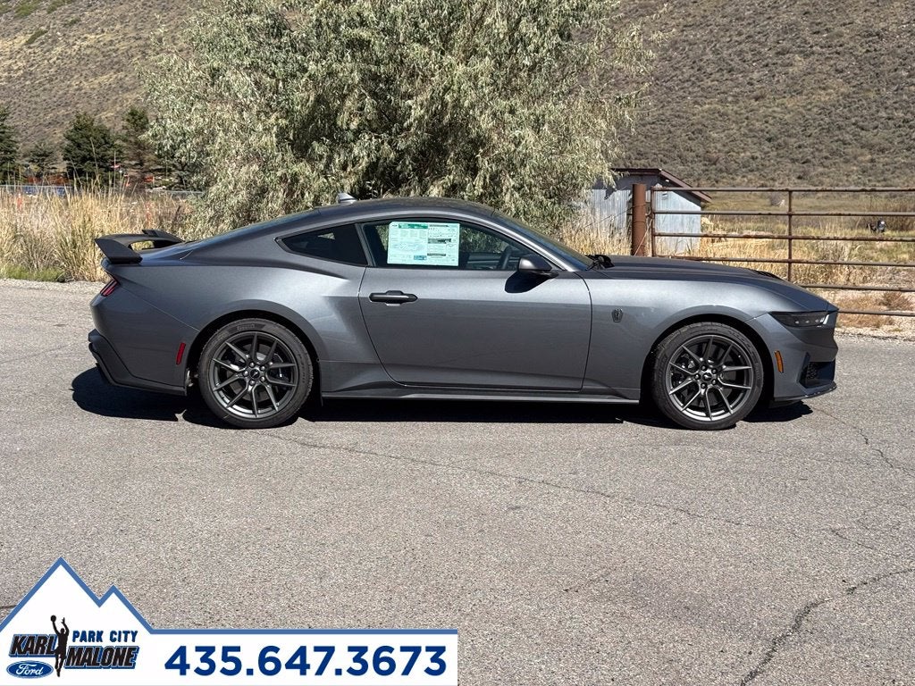 2026 Ford Mustang Dark Horse