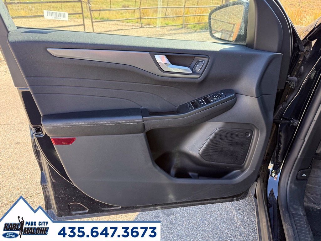 2025 Ford Escape Plug-In Hybrid Base