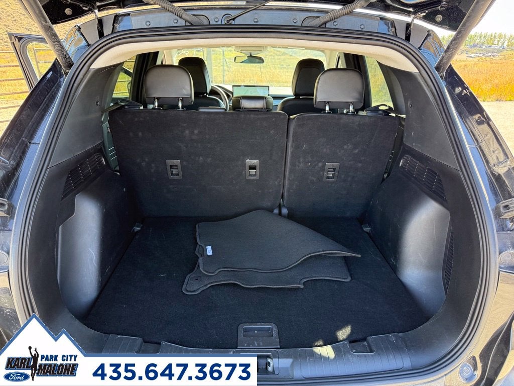2025 Ford Escape Plug-In Hybrid Base