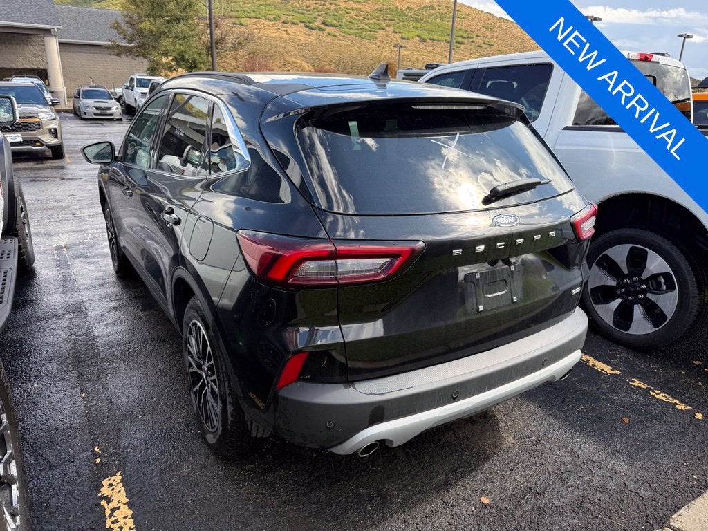 2025 Ford Escape Plug-In Hybrid Base