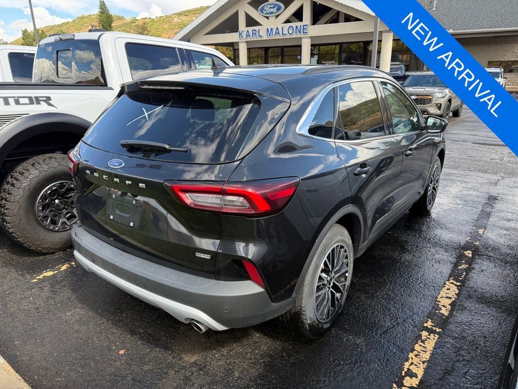 2025 Ford Escape Plug-In Hybrid Base