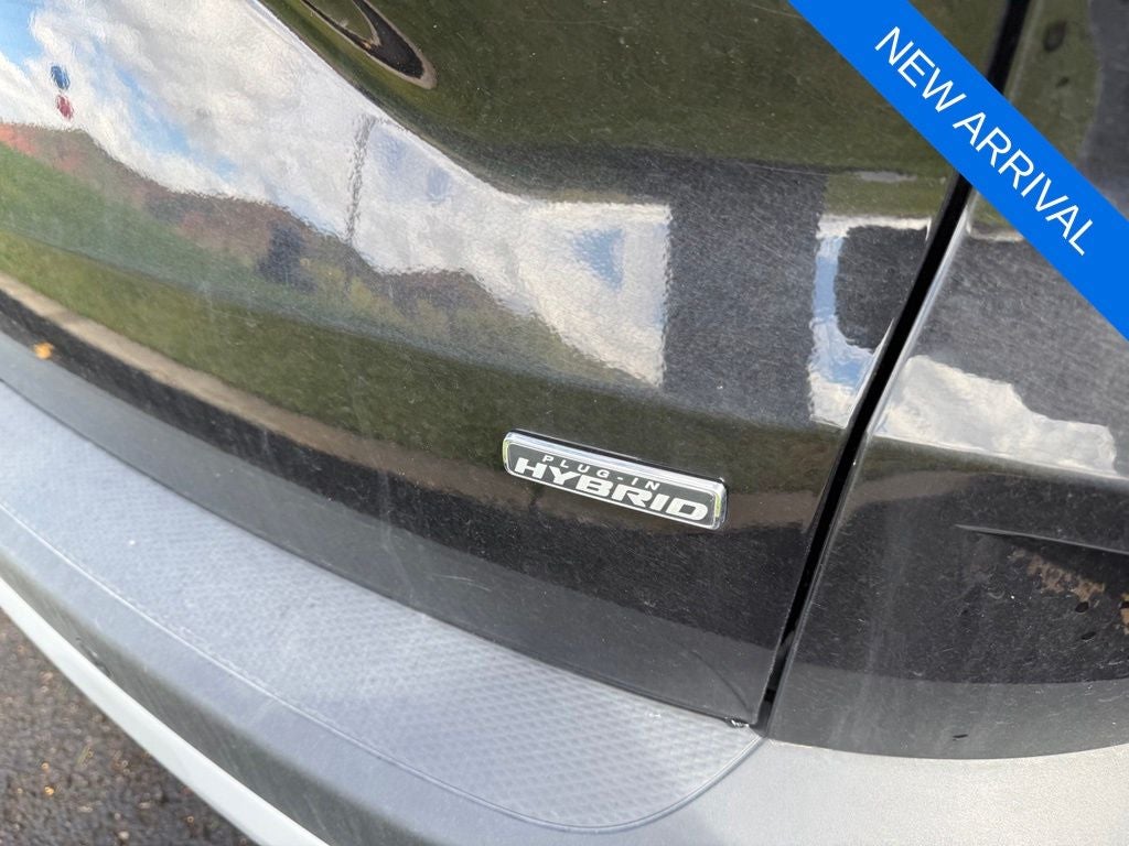 2025 Ford Escape Plug-In Hybrid Base
