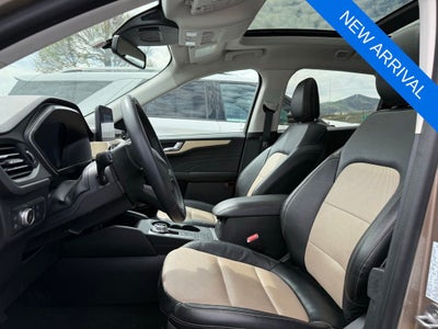 2021 Ford Escape Hybrid Titanium