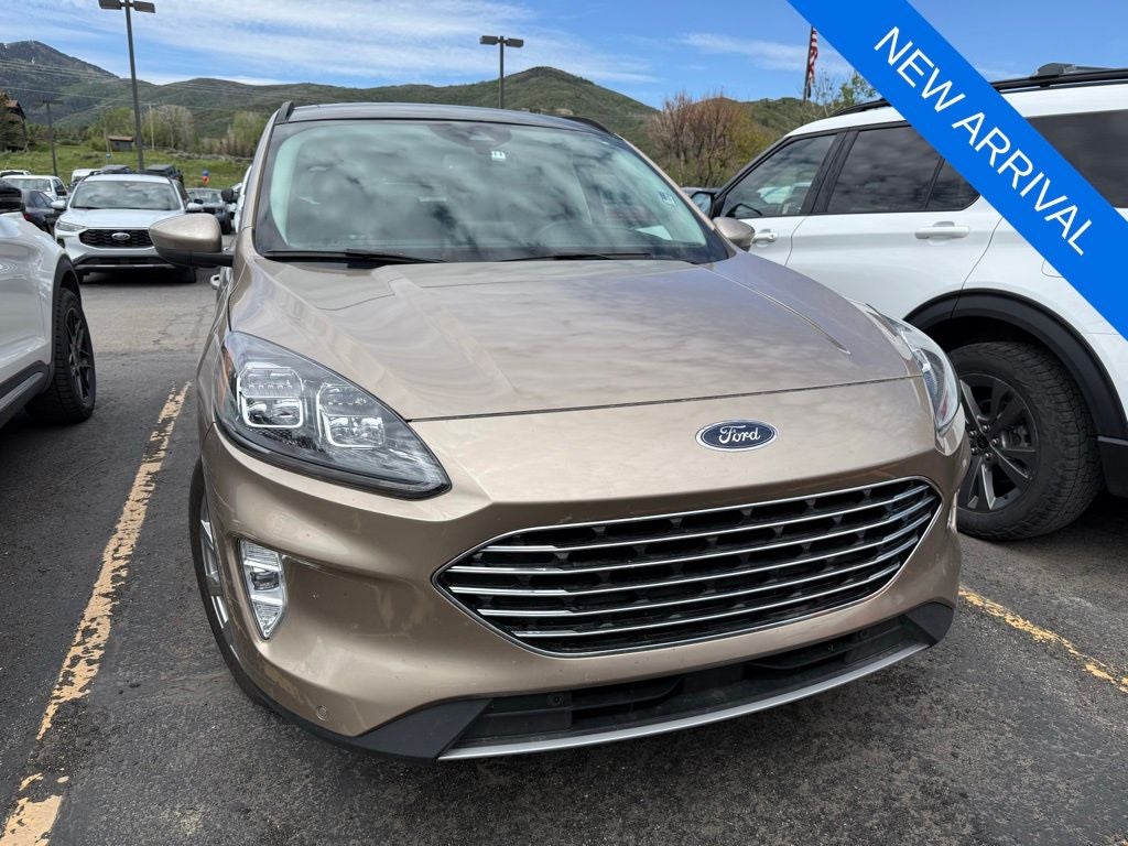 2021 Ford Escape Hybrid Titanium