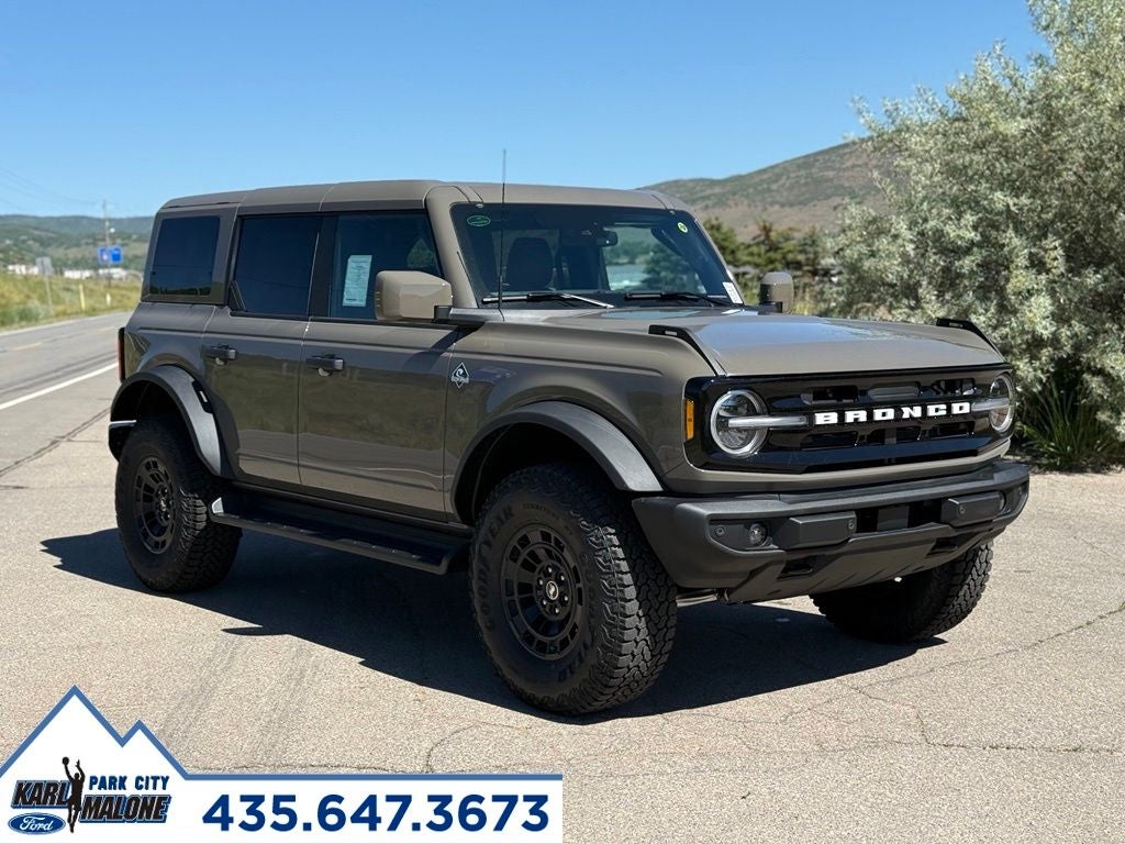 2026 Ford Bronco Outer Banks