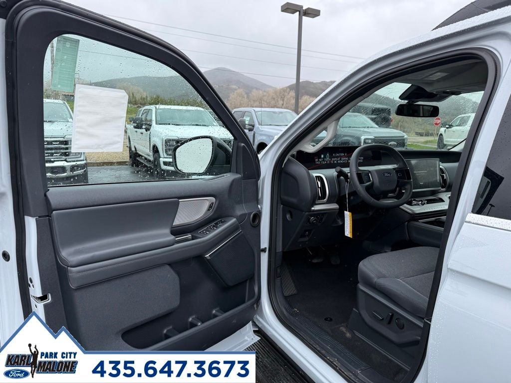 2026 Ford Expedition Active