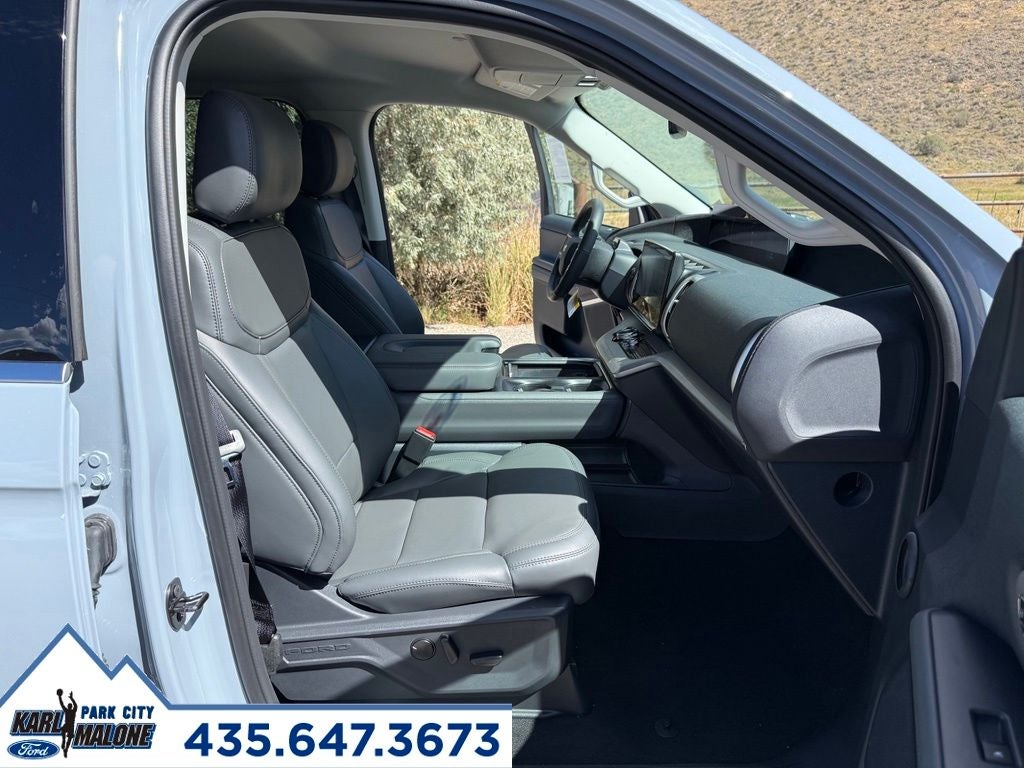 2027 Ford Expedition Active