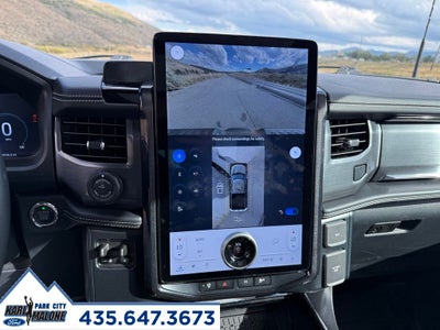 2025 Ford F-150 Lightning Platinum