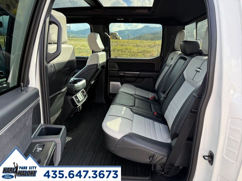 2025 Ford F-150 Lightning Platinum