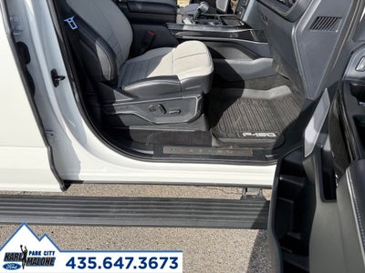2025 Ford F-150 Lightning Platinum