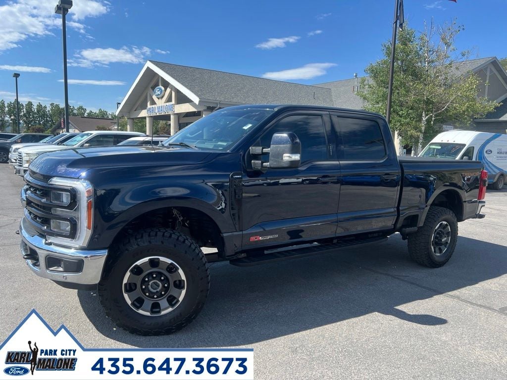2023 Ford F-350SD Lariat