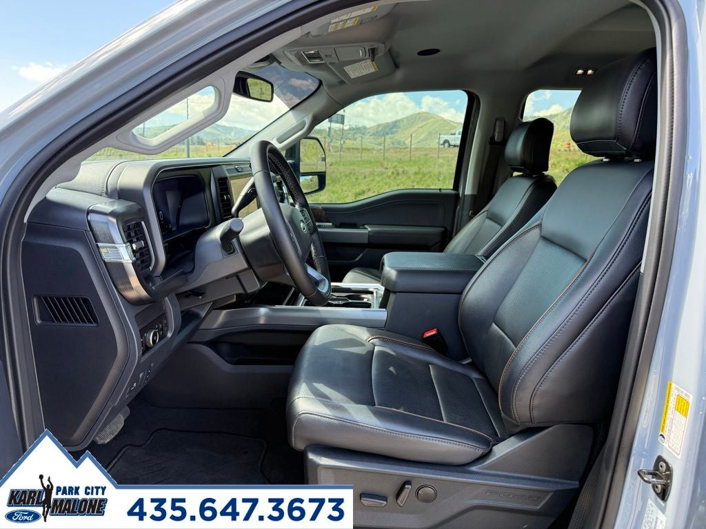 2025 Ford F-350SD Lariat
