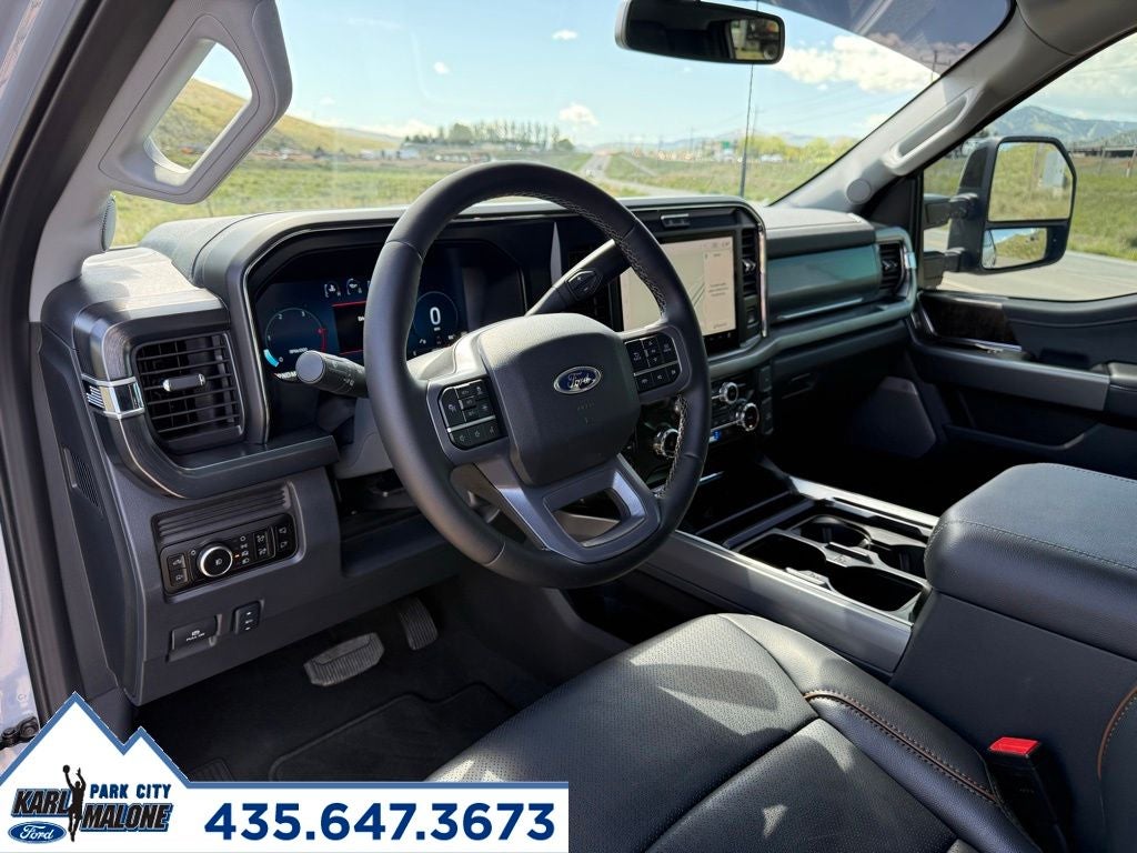 2025 Ford F-350SD Lariat