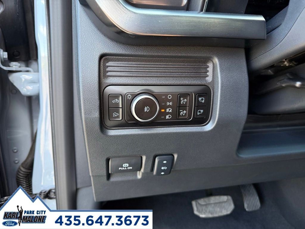 2025 Ford F-350SD Lariat