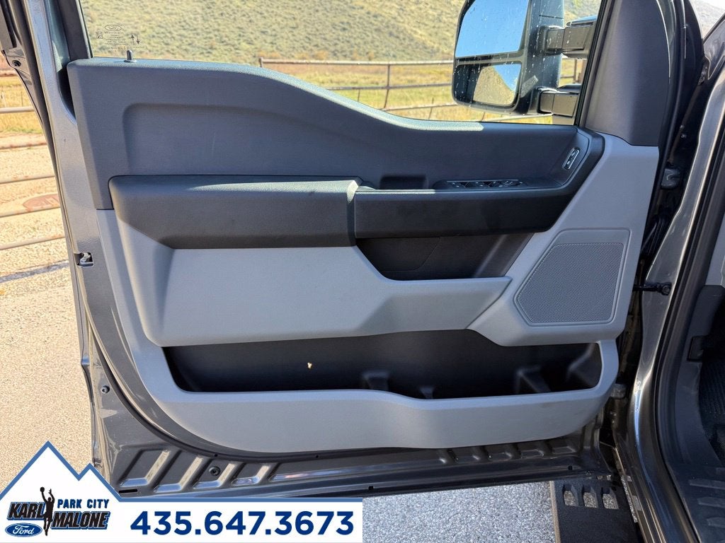 2027 Ford F-350SD XL