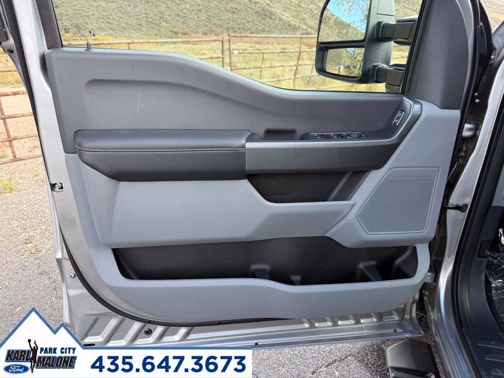 2027 Ford F-350SD XL