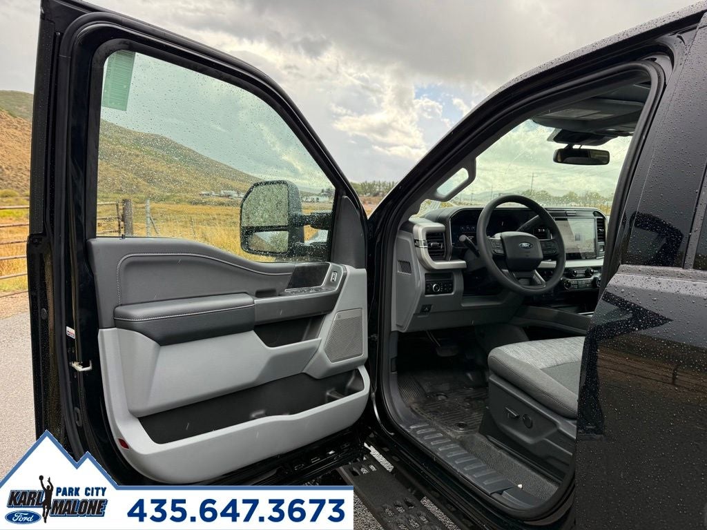 2027 Ford F-350SD XLT