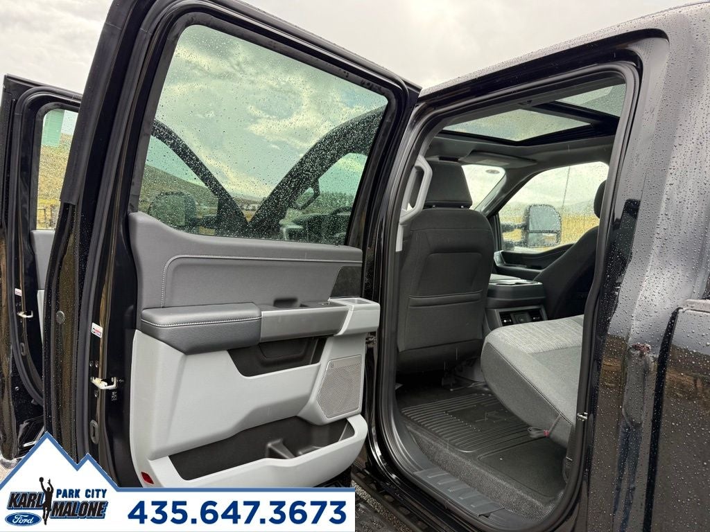 2027 Ford F-350SD XLT